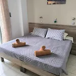 Popi Apartment *