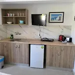 Popi * Kéfalos